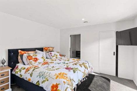 Photo of property in 15 Evelyn Crescent, Marshland, Christchurch, 8083