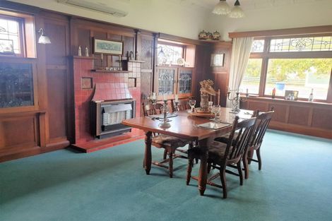 Photo of property in 2 Edward Street, Dannevirke, 4930