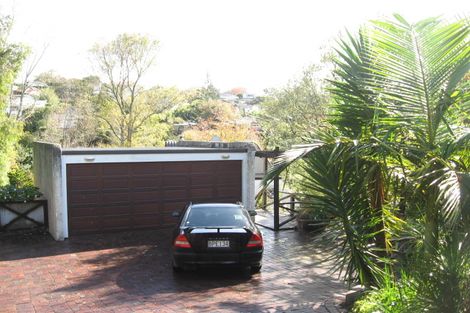 Photo of property in 70 Cheriton Road, Mellons Bay, Auckland, 2014