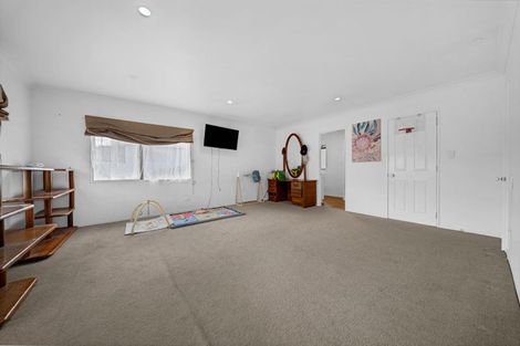 Photo of property in 25a Rothery Road, Hillpark, Auckland, 2102