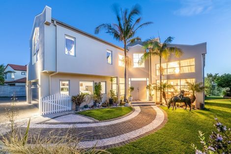 Photo of property in 37b Macleans Road, Bucklands Beach, Auckland, 2014