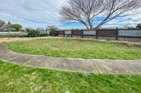 Photo of property in 16 Liverpool Street, Takaro, Palmerston North, 4412
