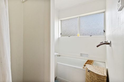 Photo of property in 50c Braid Road, St Andrews, Hamilton, 3200