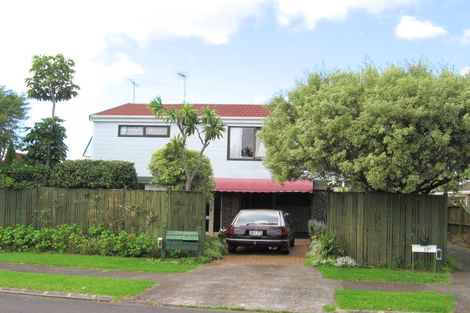 Photo of property in 1/13 Vivian Wilson Drive, Eastern Beach, Auckland, 2012