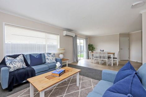Photo of property in 14 George Yee Place, Taradale, Napier, 4112