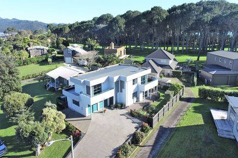 Photo of property in 710 Matarangi Drive, Matarangi, Whitianga, 3592