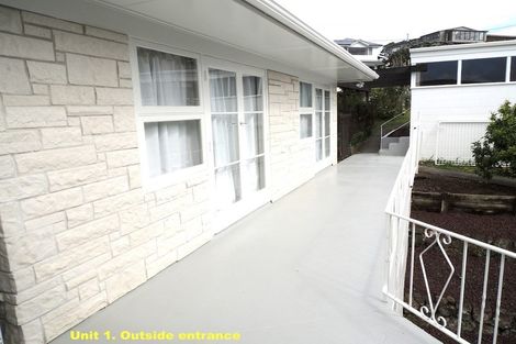 Photo of property in 9 Seaview Road, Castor Bay, Auckland, 0620