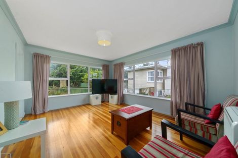 Photo of property in 6 Eton Place, Levin, 5510