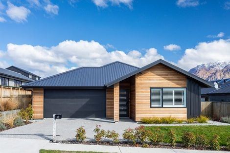 Photo of property in 13 Till Street, Jacks Point, 9371