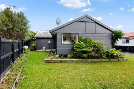 Photo of property in 8 Carew Street, Nawton, Hamilton, 3200