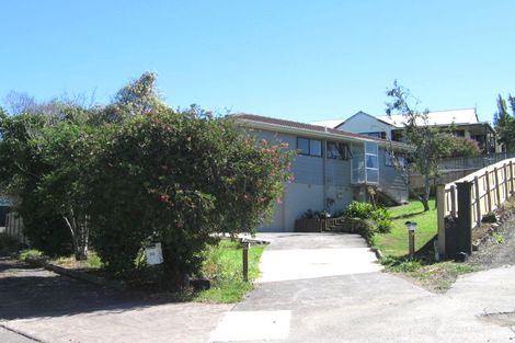 Photo of property in 22 Peterhouse Place, West Harbour, Auckland, 0618