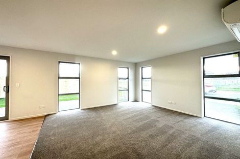 Photo of property in 5 Salkeld Place, Woodend, 7610