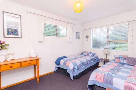 Photo of property in 32 Victoria Street, Carterton, 5713