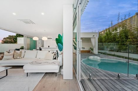 Photo of property in 16 Ida Way, Omaha, 0986