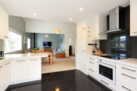 Photo of property in 4 Lamason Street, Greenmeadows, Napier, 4112