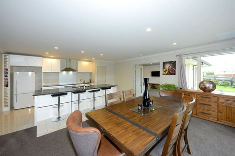 Photo of property in 2 Binyon Place, Rolleston, 7614