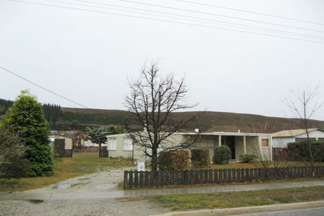 Photo of property in 28 Newcastle Street, Clyde, 9330