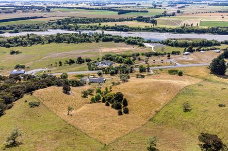 Photo of property in 811 Te Whiti Road, Te Whiti, Masterton, 5884