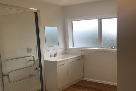 Photo of property in 19 Challinor Street, Pakuranga, Auckland, 2010