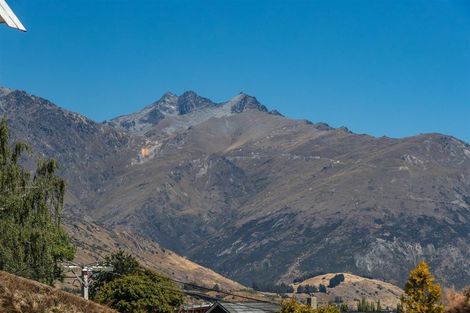 Photo of property in 23 Berkshire Street, Arrowtown, 9302