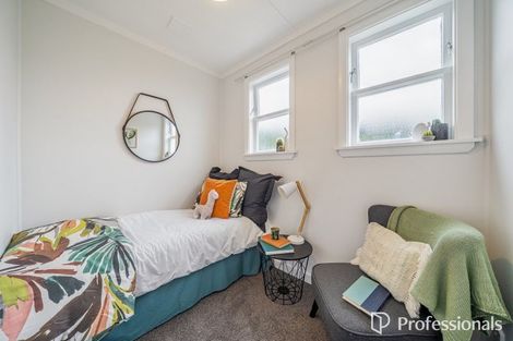 Photo of property in 5 Swainson Street, Naenae, Lower Hutt, 5011
