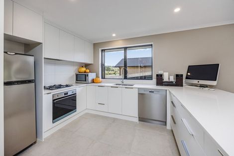 Photo of property in 135 Harriet Johnston Drive, Pokeno, 2402