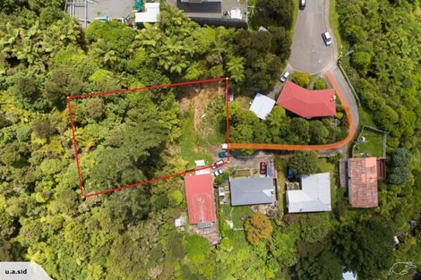 Photo of property in 11 Gribble Grove, Stokes Valley, Lower Hutt, 5019