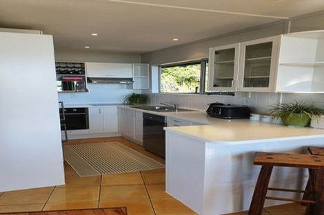 Photo of property in 8 Toporoa View, Ascot Park, Porirua, 5024