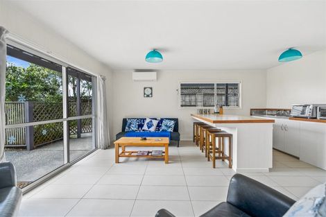 Photo of property in 84 Bream Bay Drive, Ruakaka, 0116