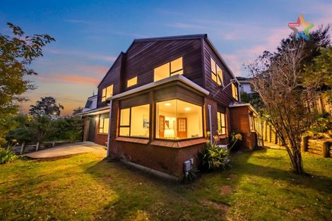 Photo of property in 14 Shackle Lane, Whitby, Porirua, 5024