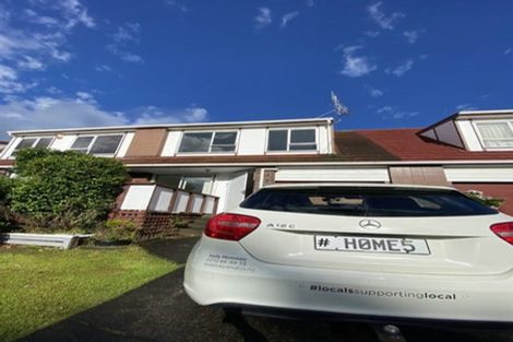 Photo of property in 2 Halyard Place, Whitby, Porirua, 5024