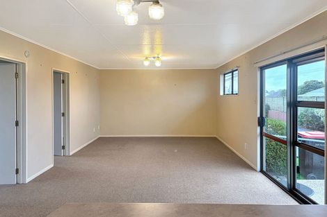 Photo of property in 2/28 Miller Street, Dannevirke, 4930