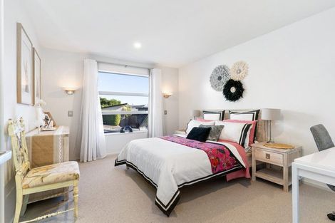 Photo of property in 16 Quarry Hill Terrace, Kennedys Bush, Christchurch, 8025