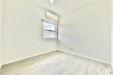 Photo of property in 49 Trimdon Street, Randwick Park, Auckland, 2105