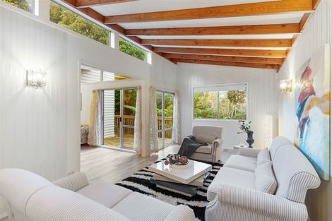 Photo of property in 22 Korotaha Terrace, Rothesay Bay, Auckland, 0630