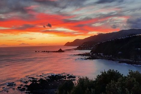 Photo of property in 235 Houghton Bay Road, Houghton Bay, Wellington, 6023