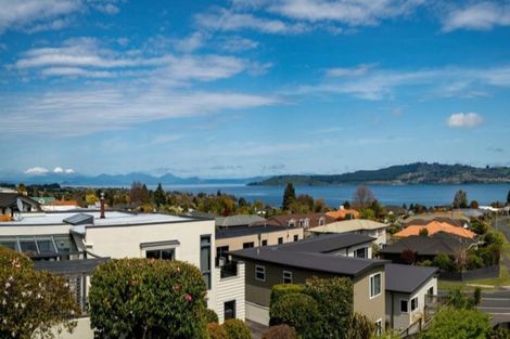 Photo of property in 61 Arrowsmith Avenue, Waipahihi, Taupo, 3330