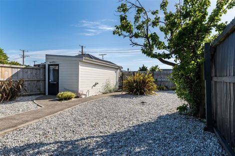 Photo of property in 16 Bradshaw Street, South Dunedin, Dunedin, 9012