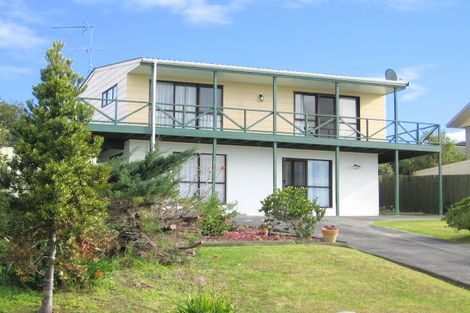 Photo of property in 11 Kotuku Place, Snells Beach, 0920