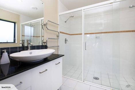 Photo of property in 13 Athenry Place, Dannemora, Auckland, 2016