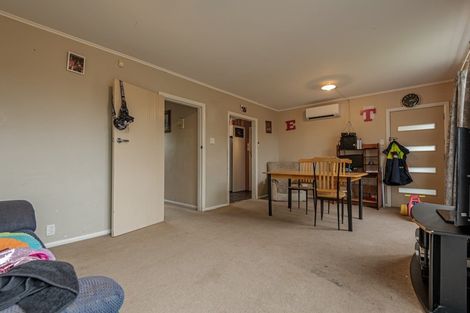 Photo of property in 26 Farnham Avenue, Highbury, Palmerston North, 4412