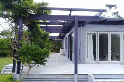 Photo of property in 312a One Tree Point Road, One Tree Point, 0118