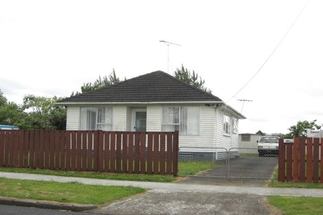 Photo of property in 89 Kayes Road, Pukekohe, 2120