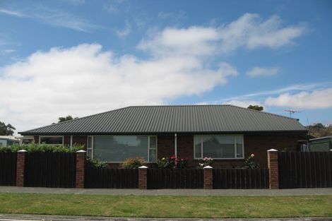 Photo of property in 1/2 Mavin Road, Hoon Hay, Christchurch, 8025