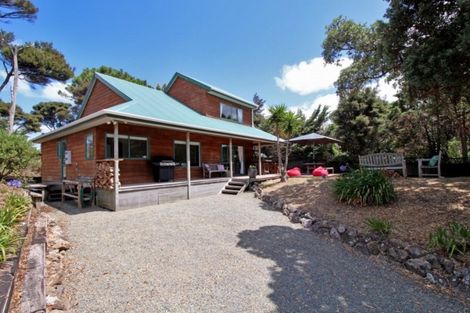 Photo of property in 12 Moir Point Road, Mangawhai Heads, Mangawhai, 0505