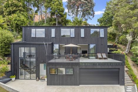 Photo of property in 102 Balmain Road, Chatswood, Auckland, 0626