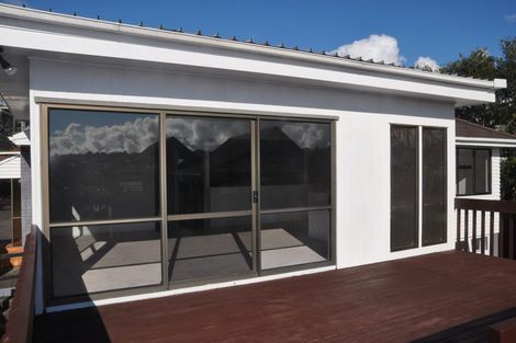 Photo of property in 1/9 Newhaven Terrace, Mairangi Bay, Auckland, 0630