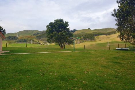 Photo of property in 419 Takapu Road, Takapu Valley, Wellington, 5028