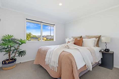 Photo of property in 18 Watene Way, Welcome Bay, Tauranga, 3112