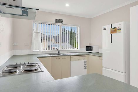 Photo of property in 63 Stratford Road, Manurewa, Auckland, 2105